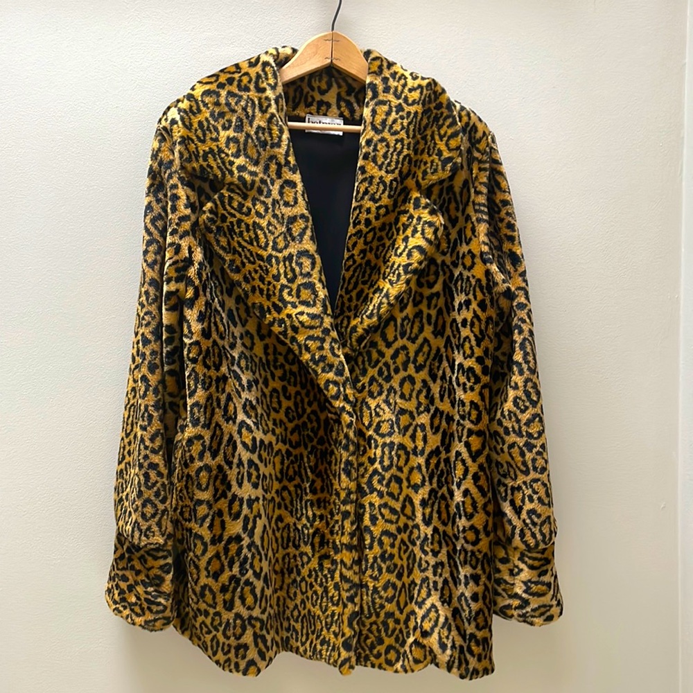 Faux fur leopard print coat